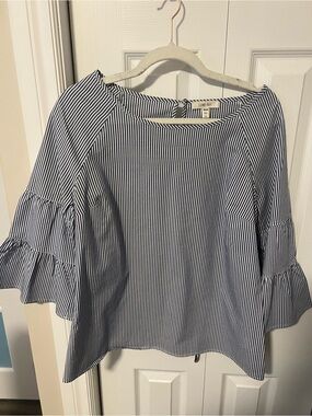 Como Blu Navy & White Striped Ruffle-Sleeve Blouse
